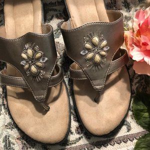 Naturalizer Pewter with Rhinestones Sandals (7.5M)